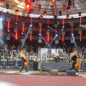 apocalyptica_flash_cello_vdoh2016-26