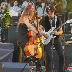 apocalyptica_steve_vai_flash_cello_guitar_vdoh2016-46