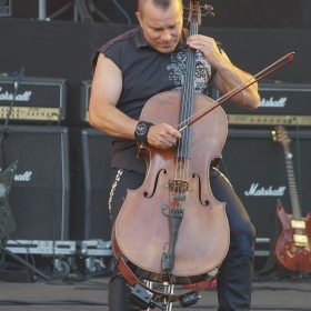 apocalyptica_vdoh2016-10