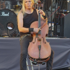 apocalyptica_vdoh2016-8