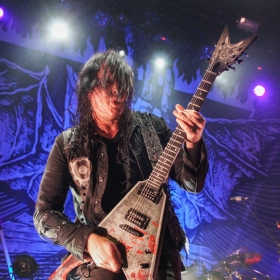Arch-Enemy-68