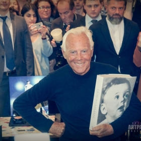 Georgio Armani. Презентация автобиографической книги. 13 апреля 2016 года, ТД Цум, бутик Georgio Armani в Третьяковском проезде.