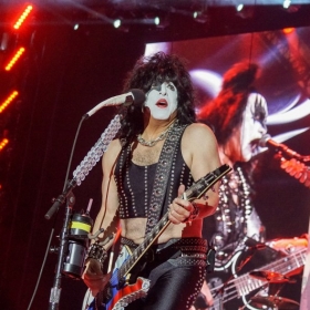 kiss-96