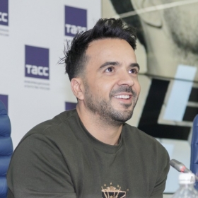 LuisFonsi-19