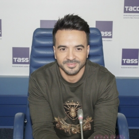 LuisFonsi-35