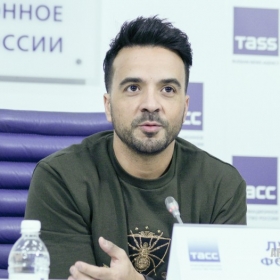 LuisFonsi-8