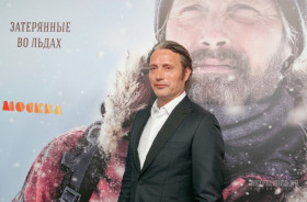 Mads Mikkelsen. Премьера фильма "Затерянные во льдах".