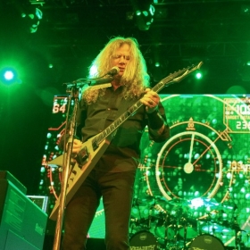 megadeth_live15-25