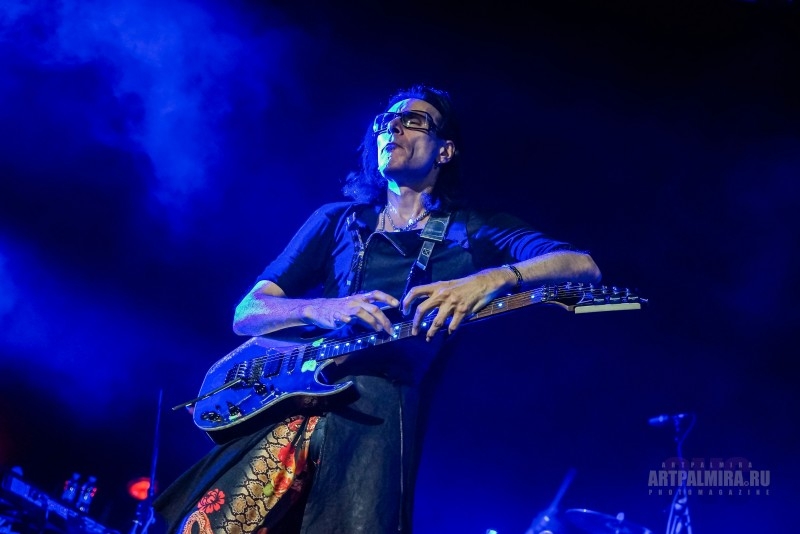 steve_vai111