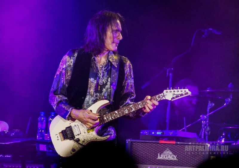 steve_vai165