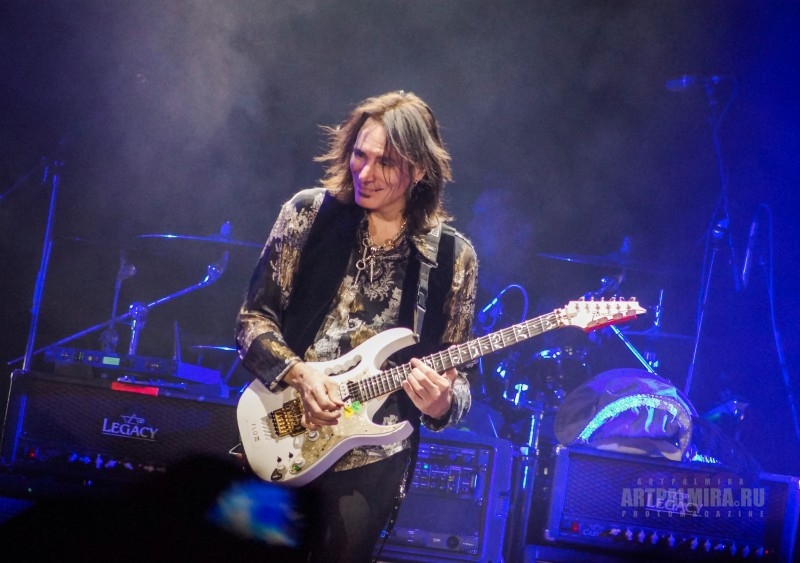 steve_vai200