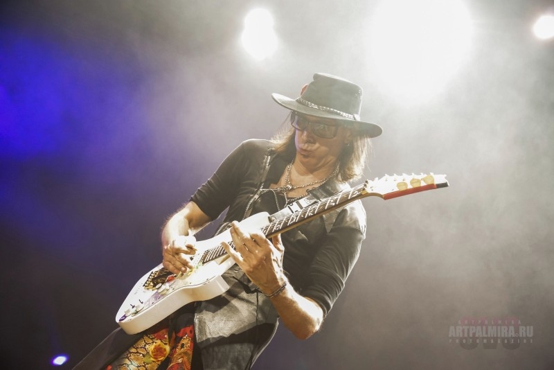 steve_vai77