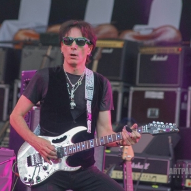 steve_vai_vdoh2016-17