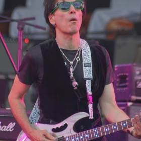 steve_vai_vdoh2016-22