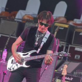 steve_vai_vdoh2016-26