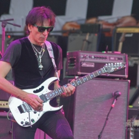 steve_vai_vdoh2016-30