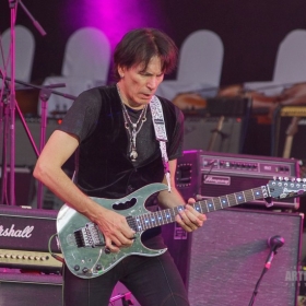 steve_vai_vdoh2016-63