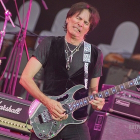 steve_vai_vdoh2016-76