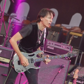 steve_vai_vdoh2016-77