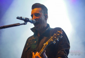 Theory Of A Deadman